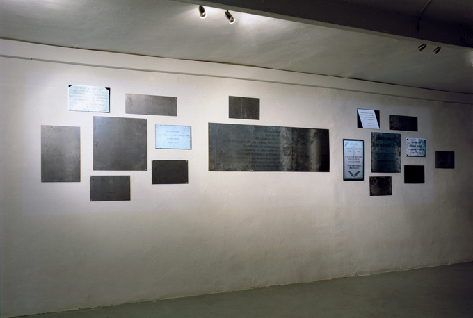 images/stories/site_yoyo/expositions/photos_install/34.jpg