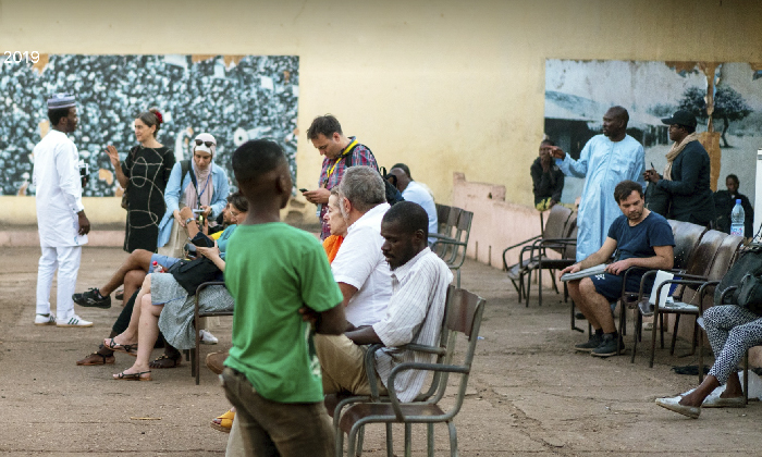 images/stories/site_yoyo/projets/la_cour/biennalebamako2019ar